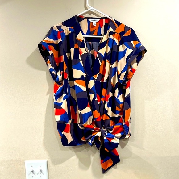 🔥Nine West Colorful Abstract Women's Top🔥 - Picture 1 of 8